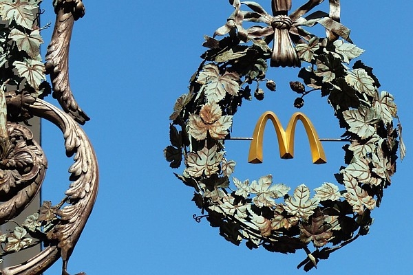 4. decembris vēsturē: Minhenē tika atvērts pirmais McDonalds restorāns Vācijā