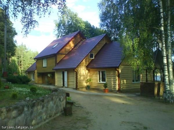 Mezinieku-majas Mežinieku mājas