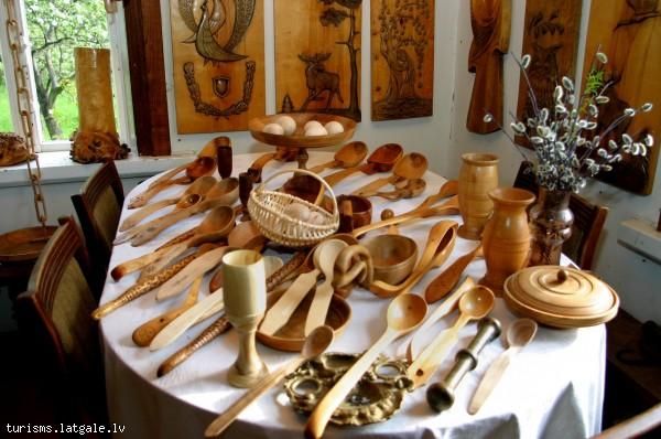 Karosu-muzejs--privatkolekcija-Ilzes Karošu muzejs- privātkolekcija 