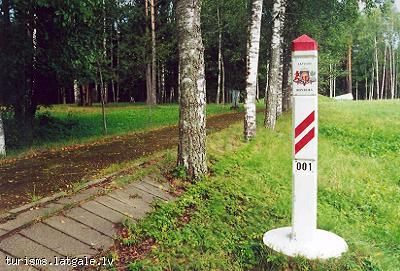 Draudzibas-kurgans-Austras-koks Draudzības kurgāns, Austras koks