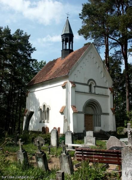 Grafu-Plateru-dzimtas-kaplica Grāfu Plāteru dzimtas kapliča
