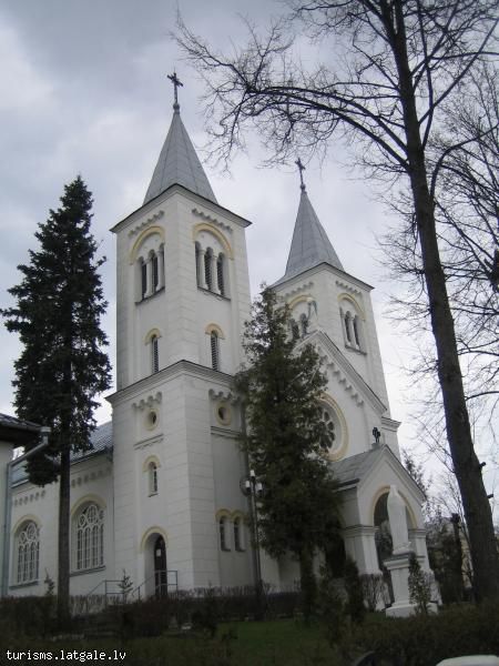 Rezeknes-Sapju-Dievmates-Romas-katolu-baznica Rēzeknes Sāpju Dievmātes Romas katoļu baznīca